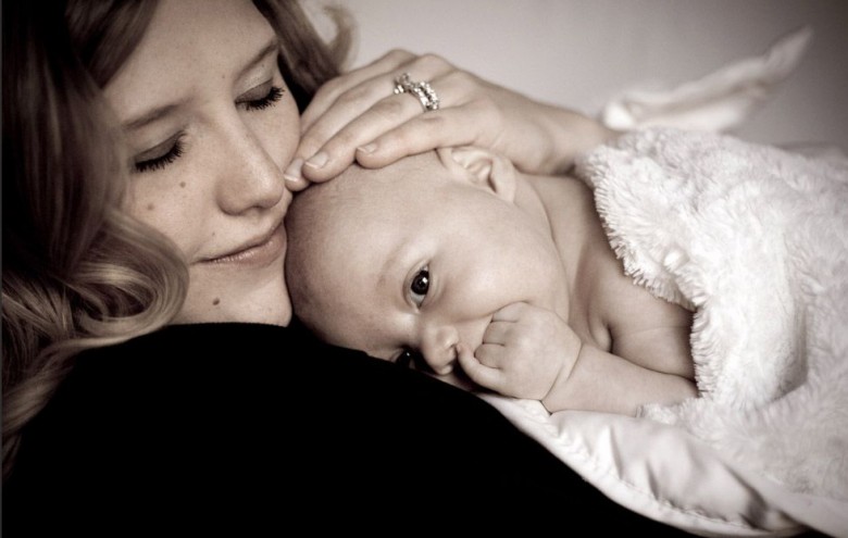 Jen Schmidt Photography: Baby Snuggles, Source: JenSchmidtPhotography.com jen schmidt photography