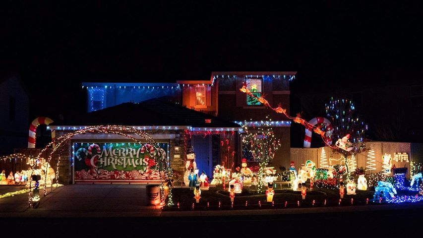 Pebble Hill Drive, Reno, NV (3), Source: Andrew Pointer, Facebook best places to see christmas light displays in reno