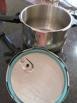 Cook using a pressure cooker: Pressure Cooker, Source: Julie Margo (Flickr) cook using a pressure cooker